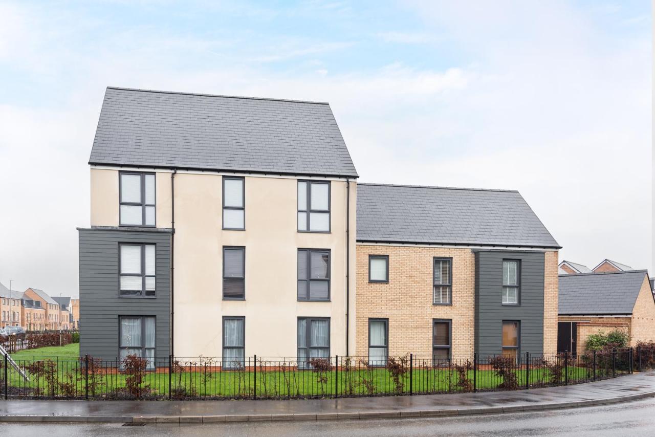 Two Bedroom Apartment - Milton Keynes By Aryas Properties Broughton  Exteriér fotografie